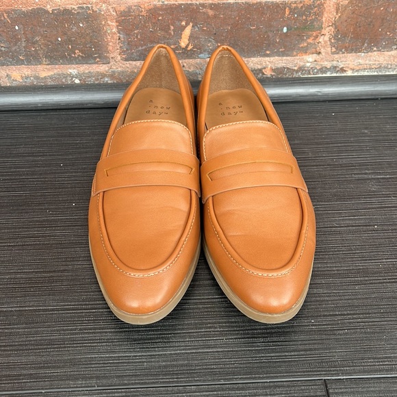Loafers - Picture 2 of 5